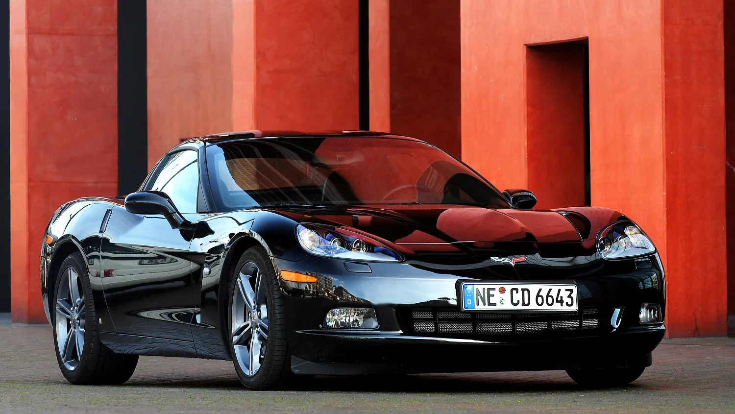Click to Enlarge-Esc to Close Corvette Generations/C6/C6 2008 Black competition.webp